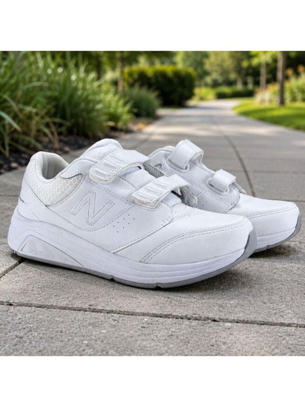 New Balance 928v3 Walking Shoes Womens Size 9 B White Hook & Loop Sneakers